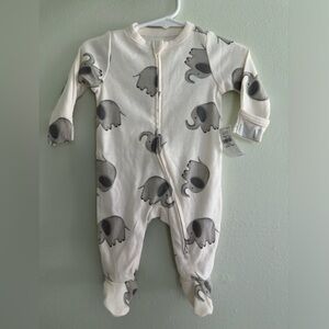Old Navy Elephant Footed Sleeper with Double Zipper Size 0-3mo